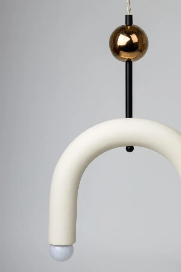 MOROSHKA arc [white]