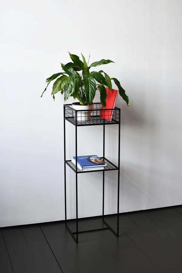 Подставка для цветов "Grow M" (цв.черный)