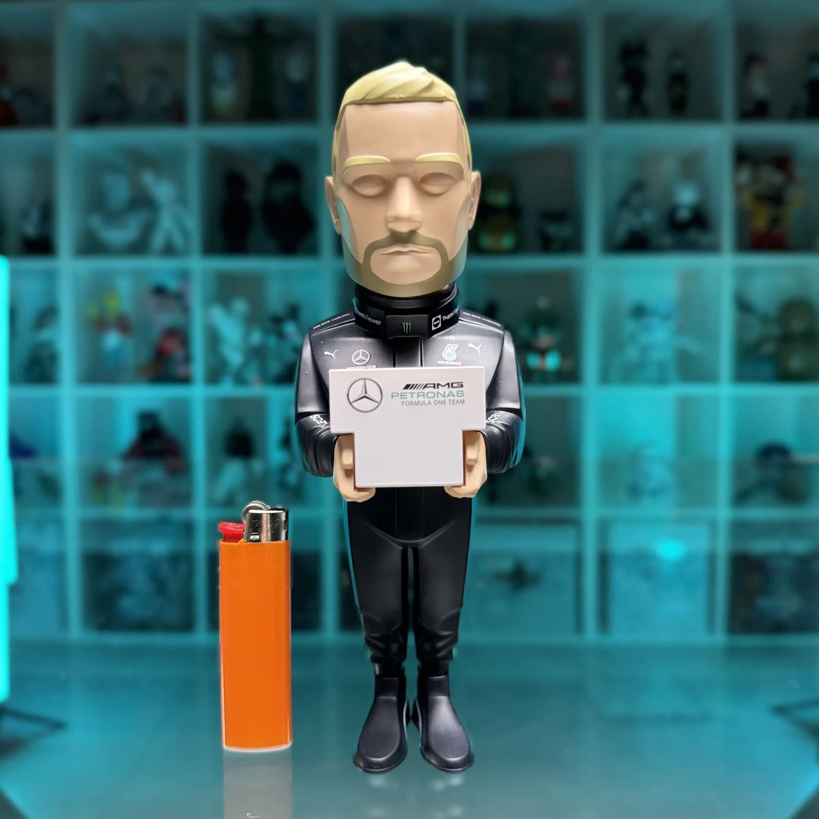 MIGHTY JAXX х YARMS х F1 VALTTERI BOTTAS (COLLECTOR'S EDITION)2021