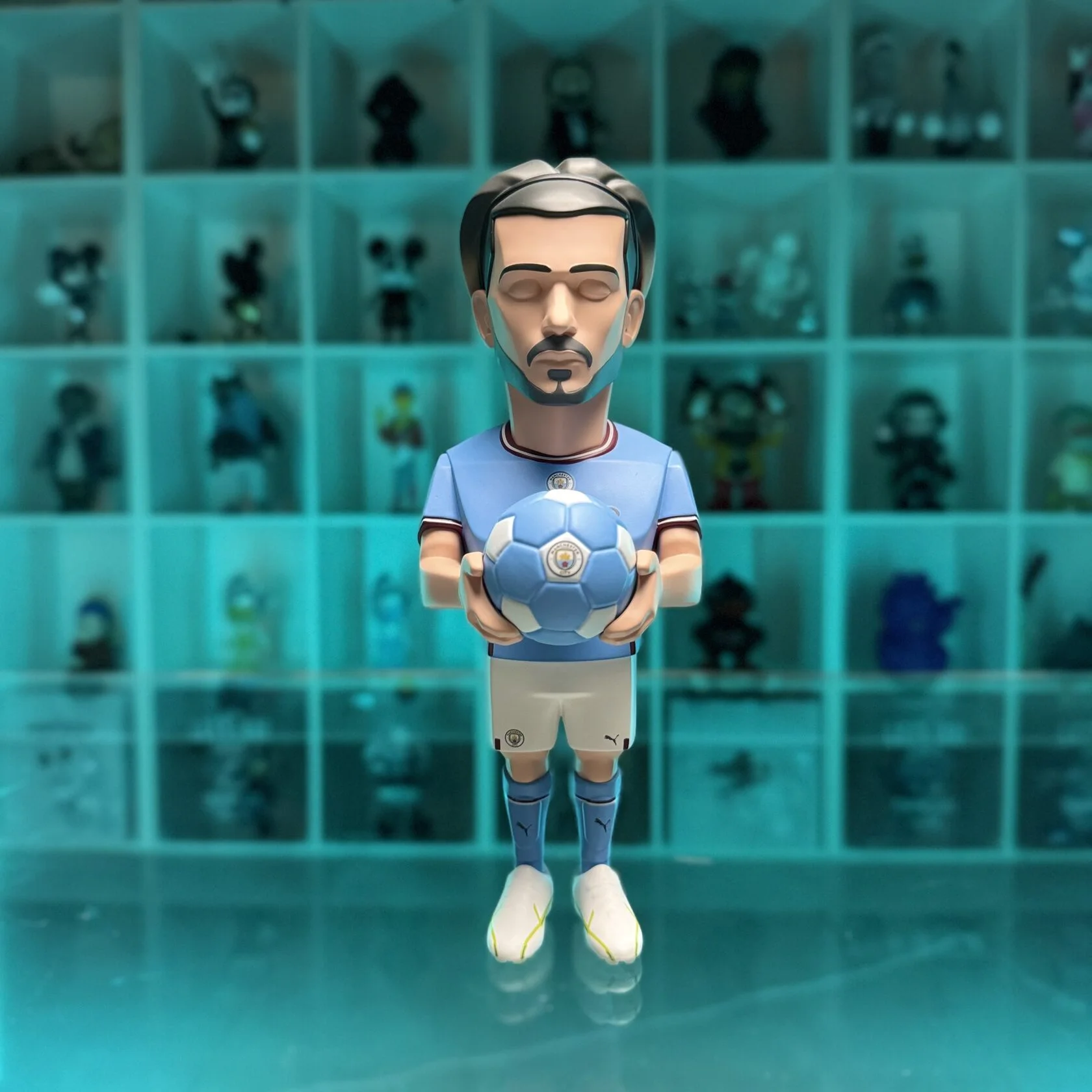 YARMS x Mighty Jaxx The Man City Collection